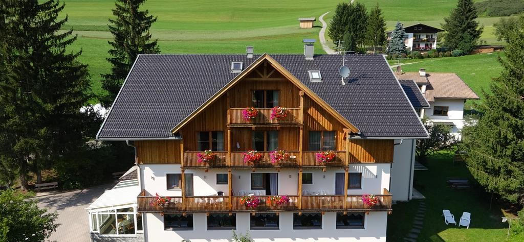 Appartments Helvetia Villabassa Exterior foto